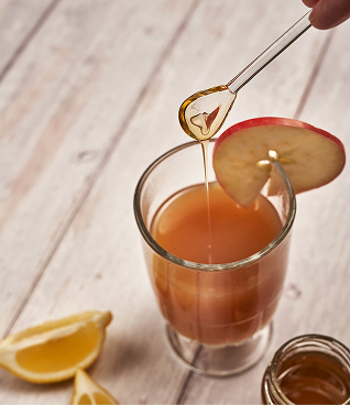 POIRES POCHÉES AU JUS DE GRENADINE