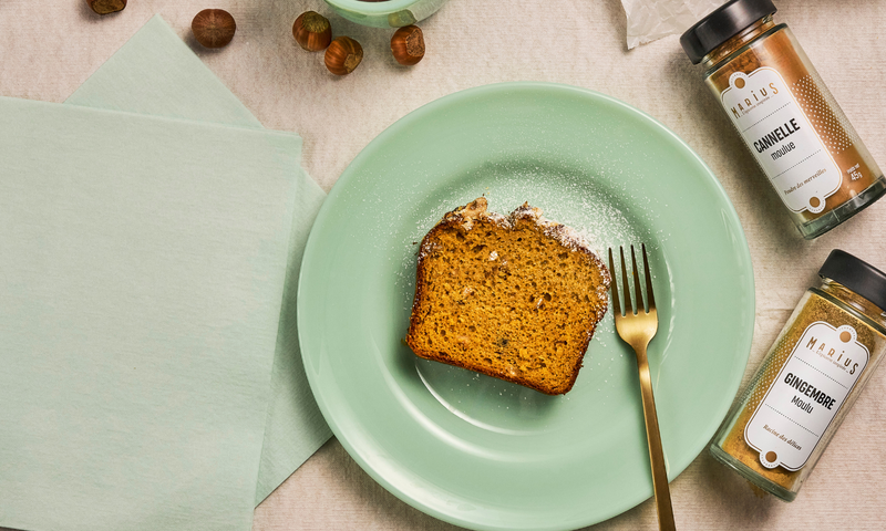 Recette Cake aux noisettes, épices et farine de lupin