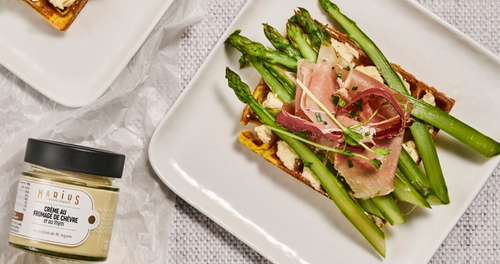 Recette gaufres au maïs, crème de chèvre & asperges