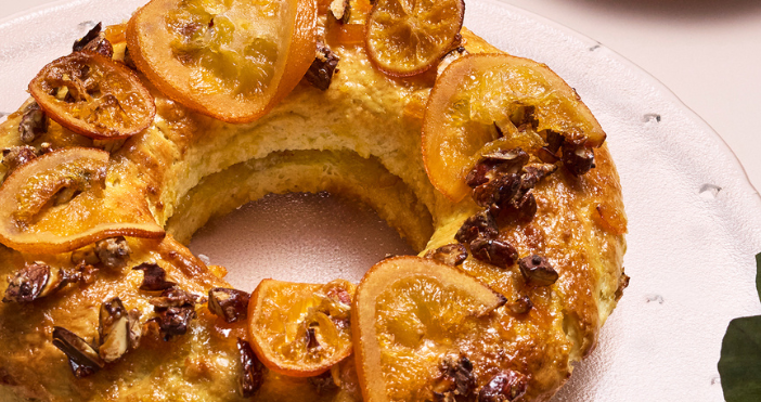Brioche à la clémentine, oranges confites & amandes