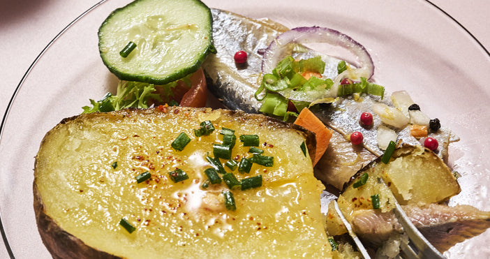 Pommes de terre au barbecue et beurre au piment d'Espelette