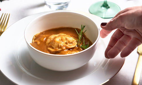 Ravioles de crevettes et bisque de homard