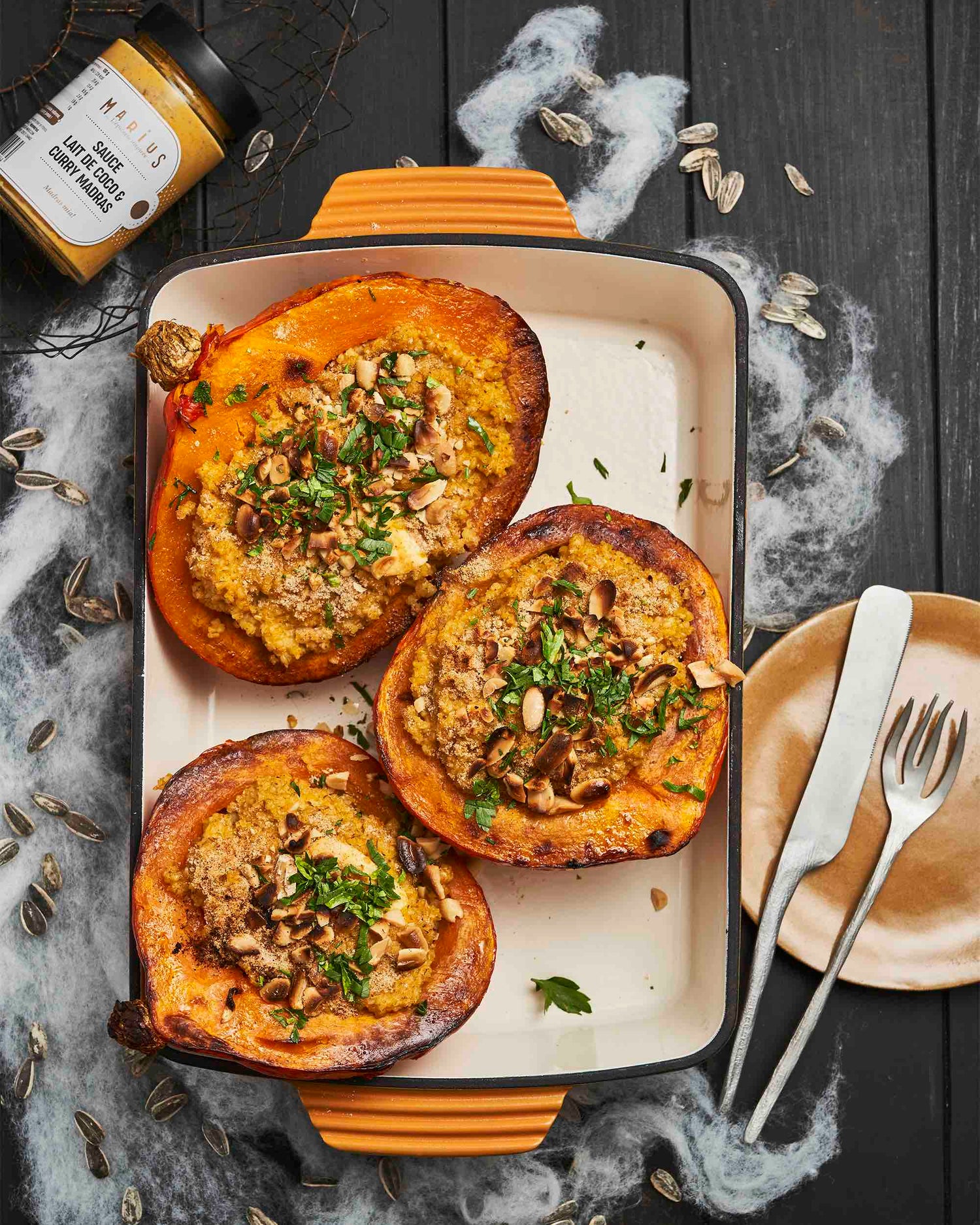 Potimarrons farcis au boulghour, poulet et sauce curry