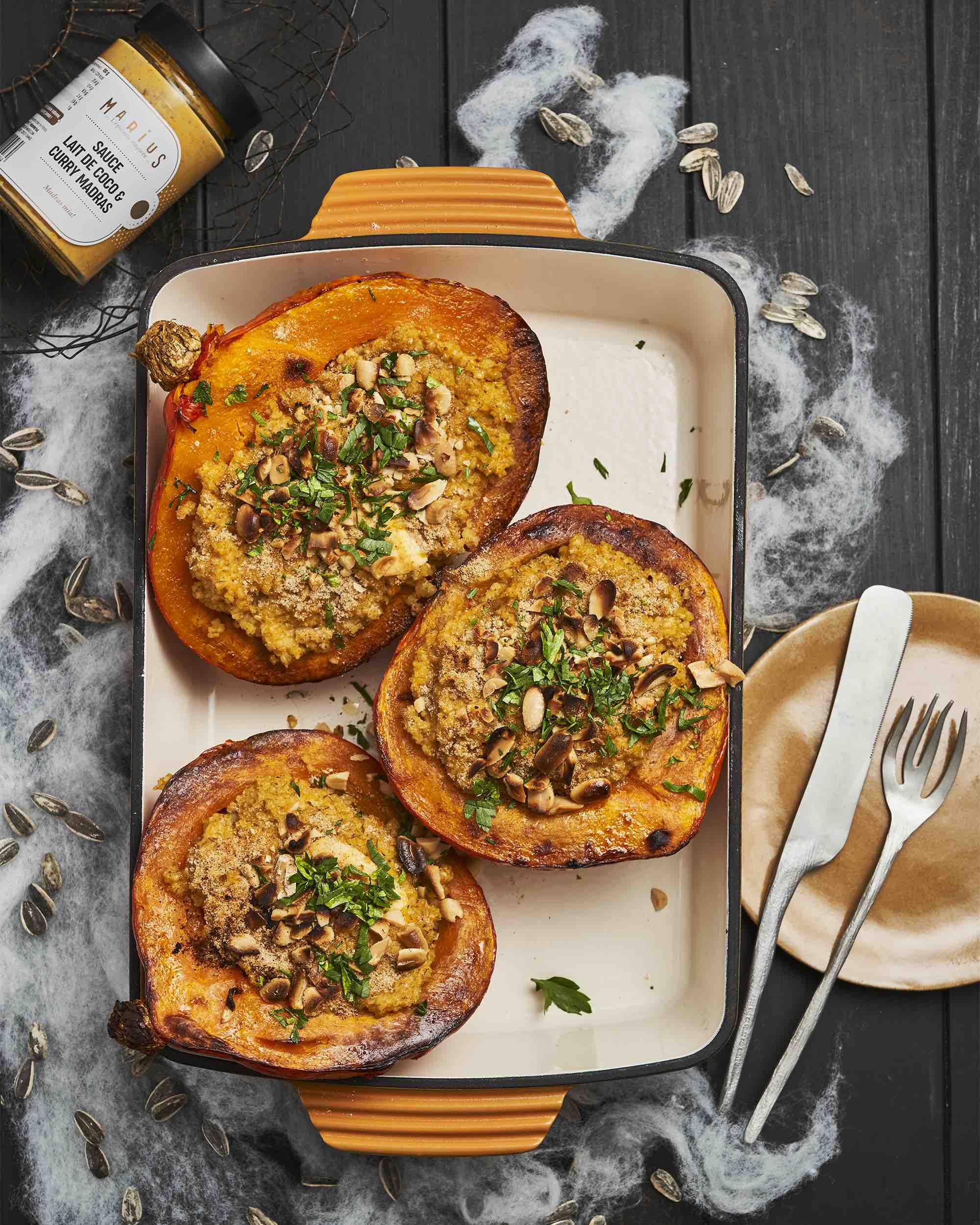 Potimarrons farcis au boulghour, poulet et sauce curry