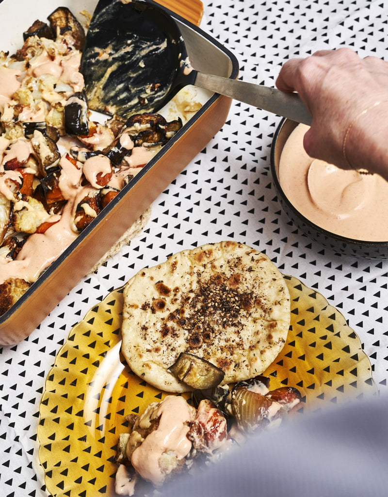 Sauce Tahini, Harissa et ail confit avec ses légumes rôtis