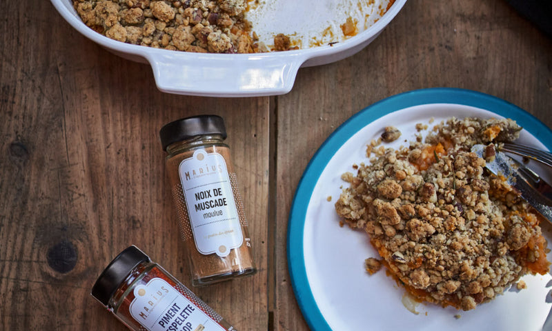 Crumble de patates douces et noix de pécan